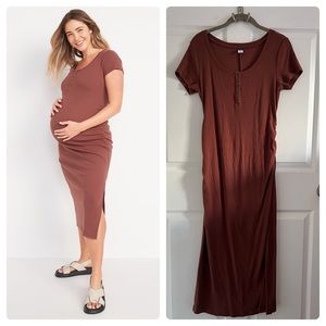 OLD NAVY Maternity Short-Sleeve Rib-Knit Henley Bodycon Dress in rust